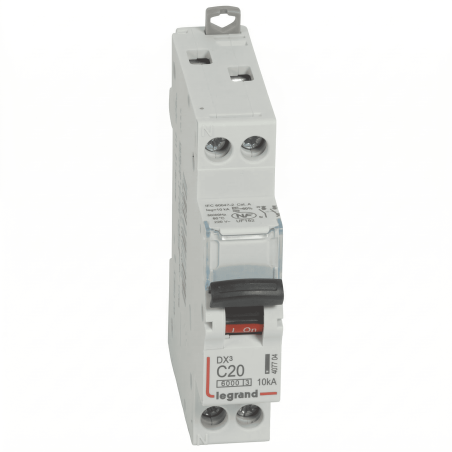Disjoncteur DX³6000 10kA arrivée haute et départ bas à vis U+N