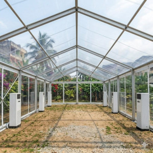 Location de  Chapiteau climatisé transparent 200 m2 (10x20m ) sans parquet