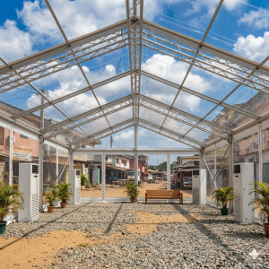 Location de Chapiteau climatisé transparent 100 m2 (10x10m ) sans parquet