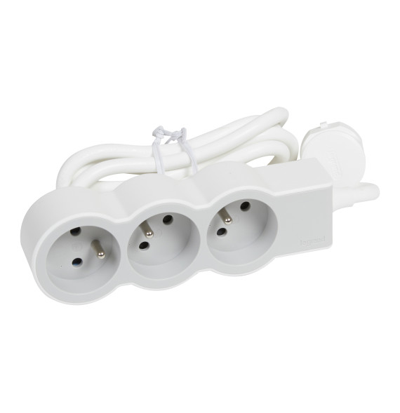 Rallonge multiprise extra-plate équipée de 3 prises 2P+T 16A