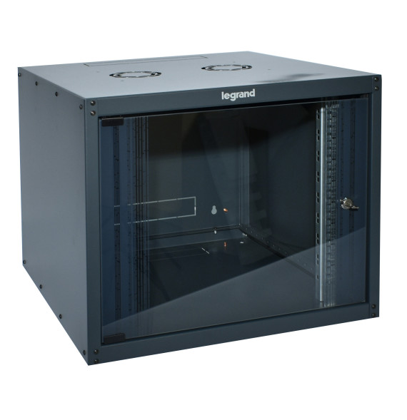 Baie, rack et coffret informatique Legrand 19pouces livré monté