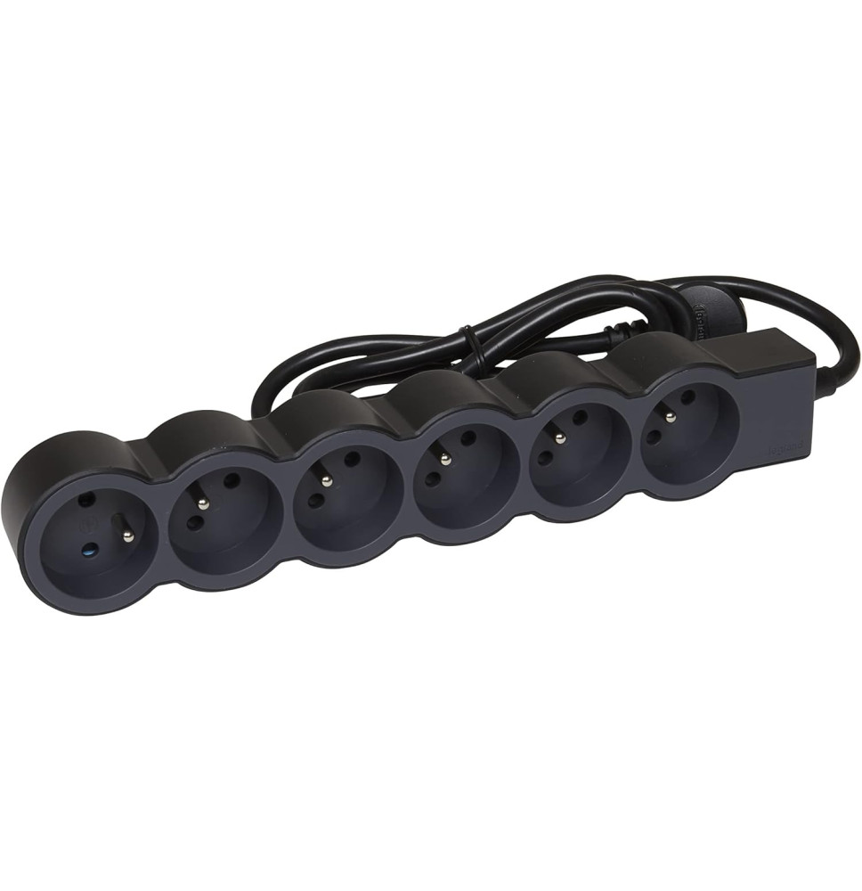 Rallonge multiprise extra-plate équipée de 6 prises 2P+T 16A