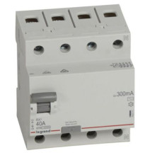 Disjoncteur différentiel RX³ 4P 40A AC 300mA - 402071