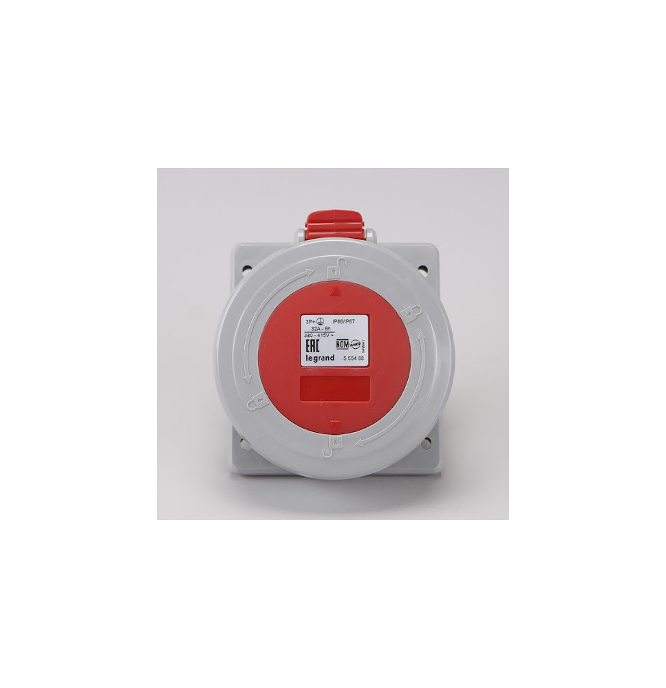 Prise à entraxes unifiés IP66/67 32A - 380V~ à 415V~ - 3P+T -
