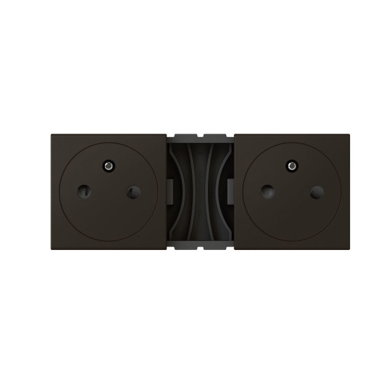 Double prise de courant 2P+T Surface précâblées 2x2 modules -