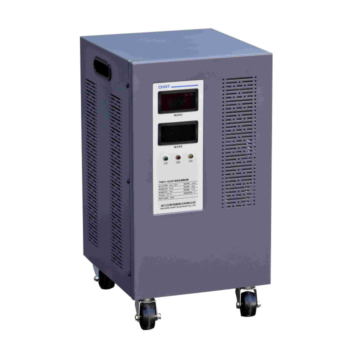 Stabilisateur triphasé 15KVA à réfroidissement par convection