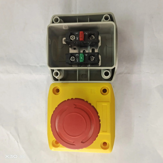 Bouton poussoir - Boite jaune arrêt urgence rouge - pousser