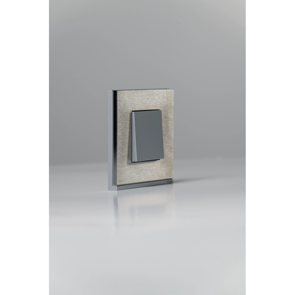 Obturateur 2 modules noir gallery - Hager - WXF689N Obturateur 2 modules noir gallery - Hager - WXF689N