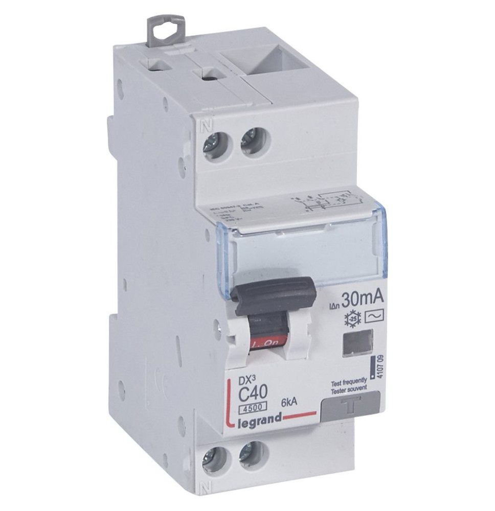 Disjoncteur différentiel DX³4500 arrivée haute et départ bas à Disjoncteur différentiel DX³4500 arrivée haute et départ bas à