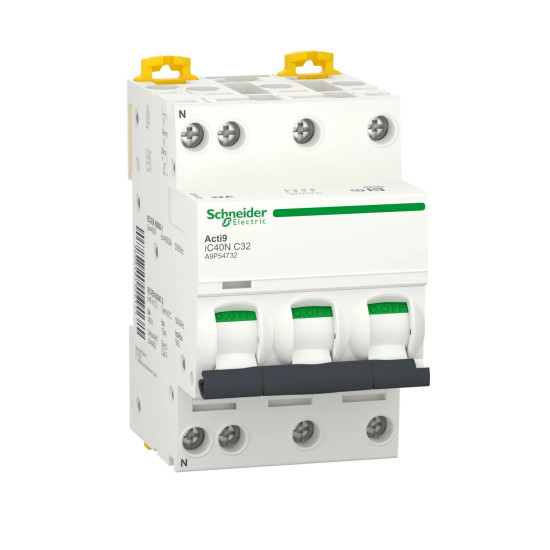 Disjoncteur miniature (MCB), 3P+N, 32 A, courbe C, 4 500 A, 6